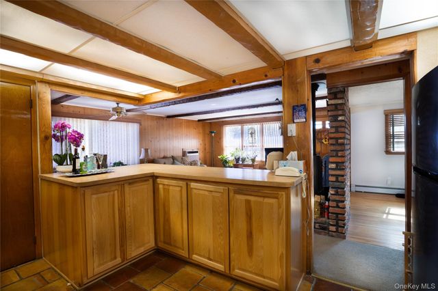 429 Mollie Boulevard, Holbrook, NY 11741