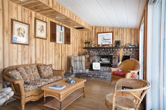 429 Mollie Boulevard, Holbrook, NY 11741