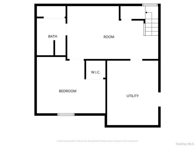 429 Mollie Boulevard, Holbrook, NY 11741