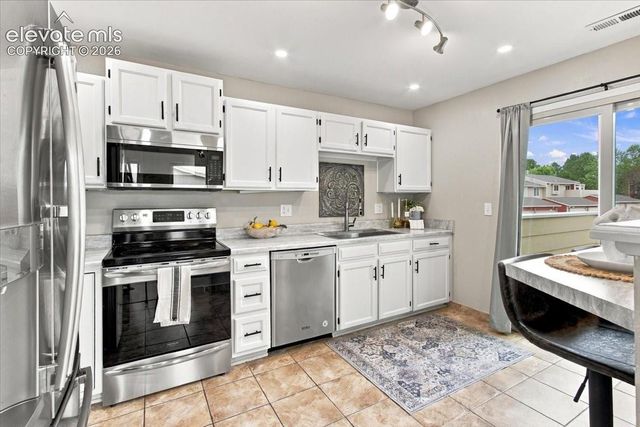496 W Rockrimmon Boulevard F, Colorado Springs, CO 80919