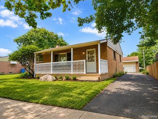 26540 Hoover Road, Warren, MI 48089