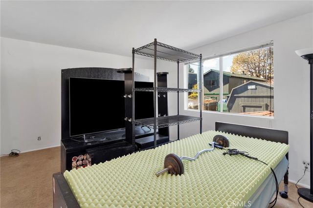 150 Los Angeles, Sugarloaf, CA 92386