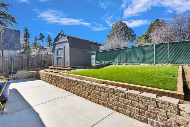 150 Los Angeles, Sugarloaf, CA 92386