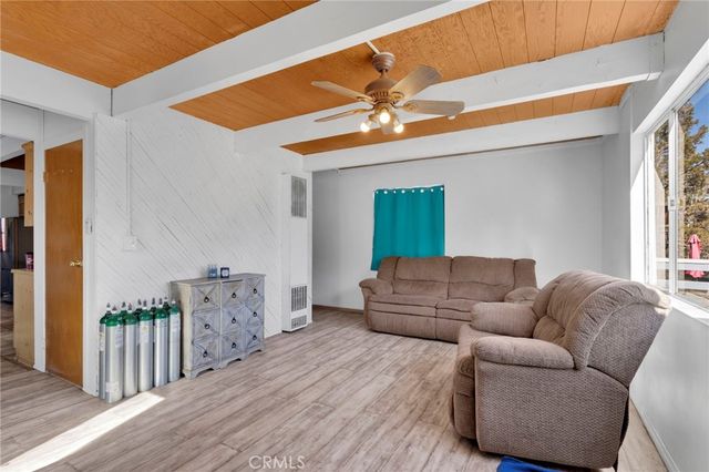 150 Los Angeles, Sugarloaf, CA 92386