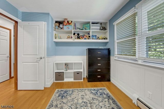 33 Van Buren Ave, Westwood Boro, NJ 07675