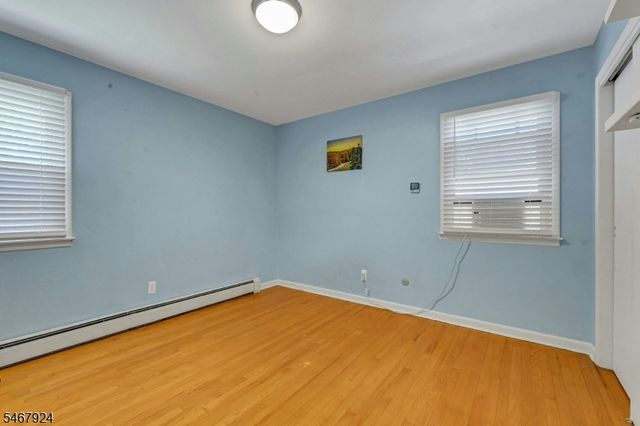 33 Van Buren Ave, Westwood Boro, NJ 07675