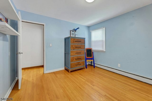 33 Van Buren Ave, Westwood Boro, NJ 07675