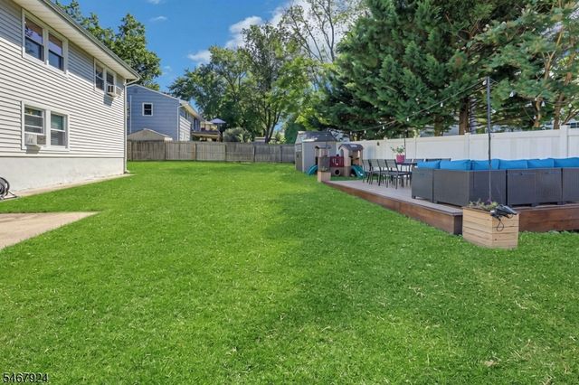 33 Van Buren Ave, Westwood Boro, NJ 07675