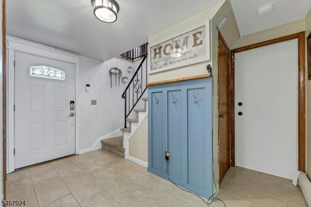 33 Van Buren Ave, Westwood Boro, NJ 07675