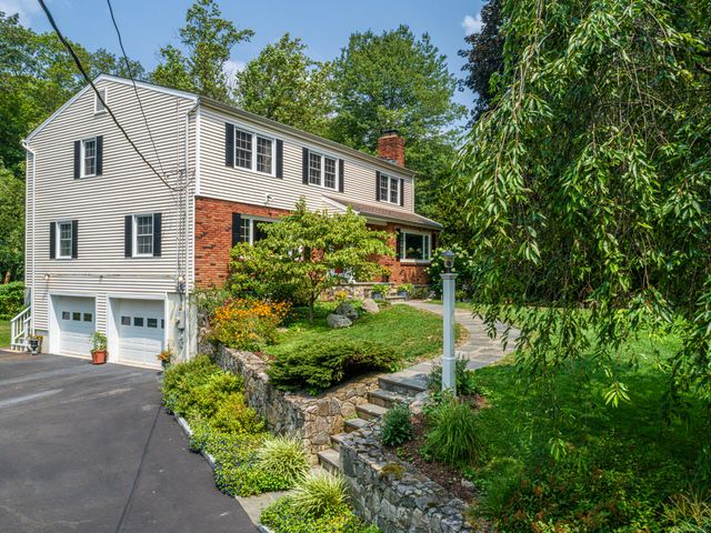 65 Malibu Road, Stamford, CT 06903