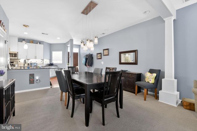 1001 ARBOUR LN, Quakertown, PA 18951
