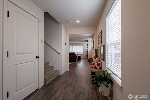 848 Vine Maple Street SE, Olympia, WA 98503