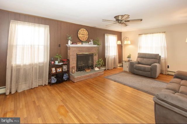 120 W 8TH ST, Pottstown, PA 19464