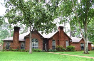 1683 Old Oak Drive, Tyler, TX 75703