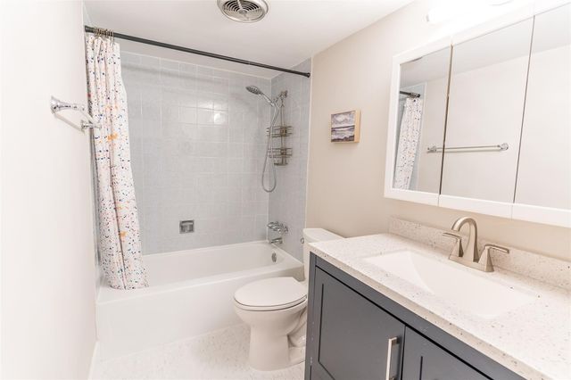 401 Golden Isles Drive 412, Hallandale Beach, FL 33009