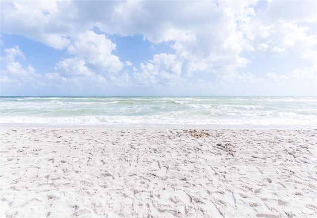 401 Golden Isles Drive 412, Hallandale Beach, FL 33009