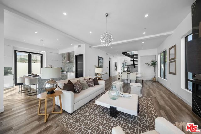 5812 Willis Avenue, Sherman Oaks, CA 91411