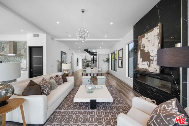 5812 Willis Avenue, Sherman Oaks, CA 91411