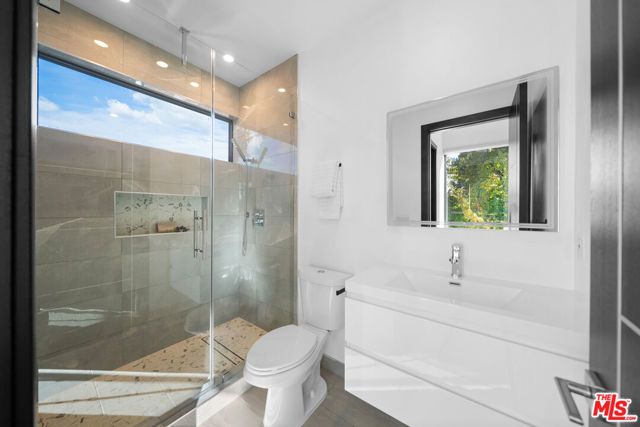5812 Willis Avenue, Sherman Oaks, CA 91411
