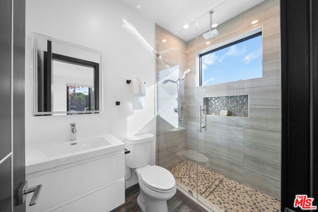 5812 Willis Avenue, Sherman Oaks, CA 91411