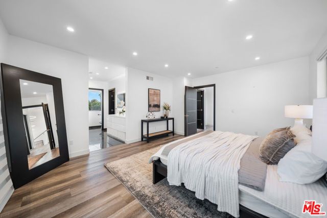 5812 Willis Avenue, Sherman Oaks, CA 91411