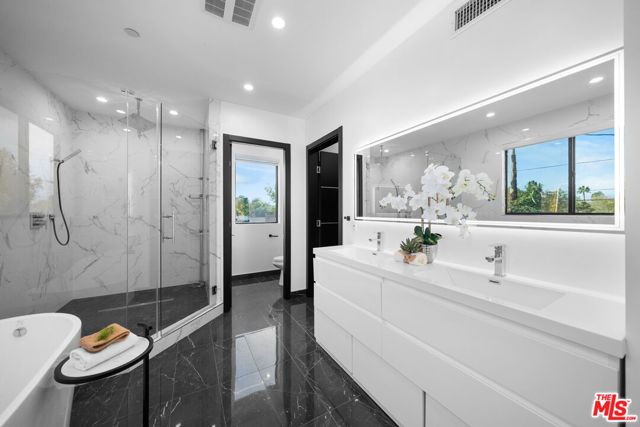 5812 Willis Avenue, Sherman Oaks, CA 91411