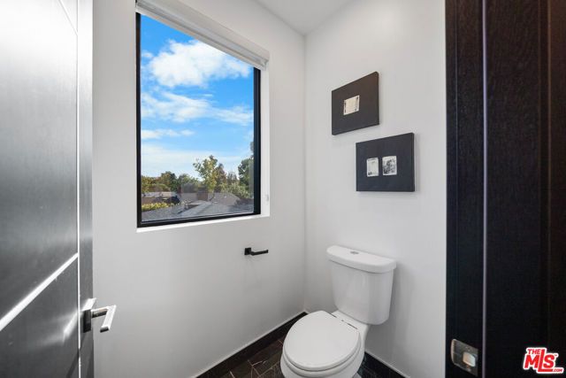 5812 Willis Avenue, Sherman Oaks, CA 91411