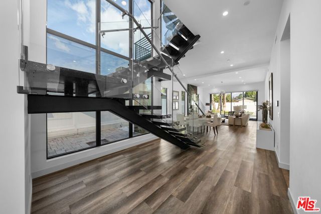 5812 Willis Avenue, Sherman Oaks, CA 91411