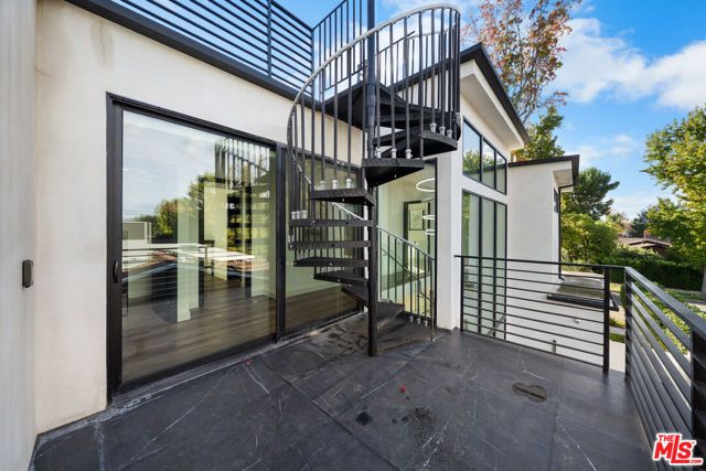 5812 Willis Avenue, Sherman Oaks, CA 91411