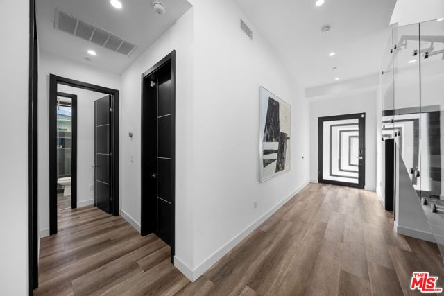 5812 Willis Avenue, Sherman Oaks, CA 91411
