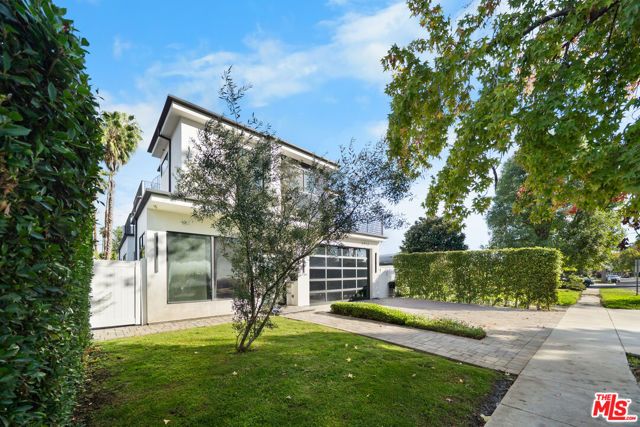 5812 Willis Avenue, Sherman Oaks, CA 91411