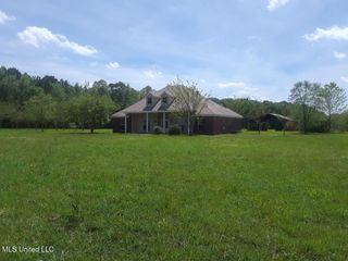 111 Saddlebrook Trail, Terry, MS 39170