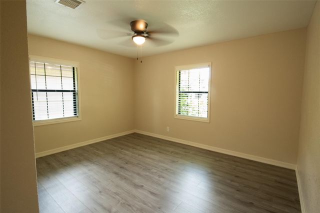 8535 Dillon Street, Houston, TX 77061