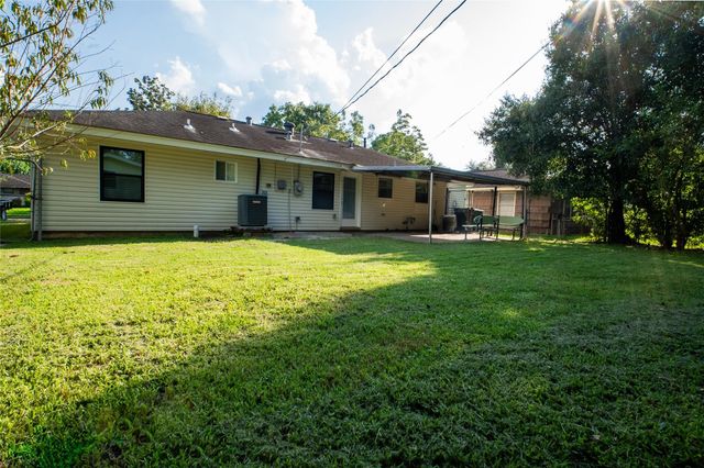 8535 Dillon Street, Houston, TX 77061