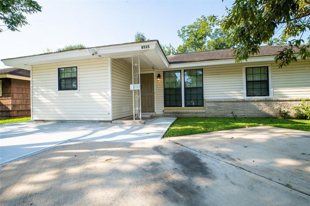 8535 Dillon Street, Houston, TX 77061