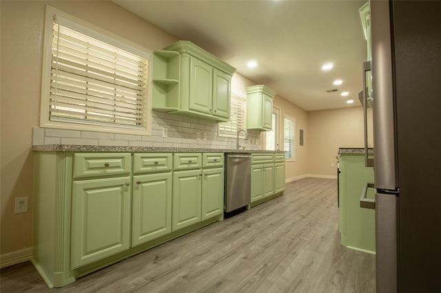 8535 Dillon Street, Houston, TX 77061