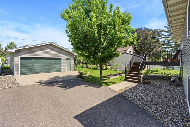 907 California Avenue W, Saint Paul, MN 55117