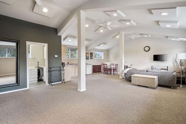 21837 Repine Drive, Bend, OR 97701
