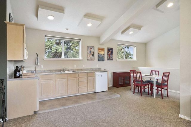 21837 Repine Drive, Bend, OR 97701