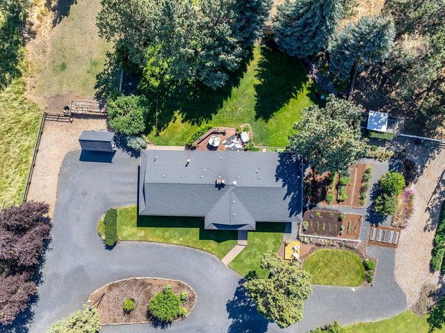 21837 Repine Drive, Bend, OR 97701