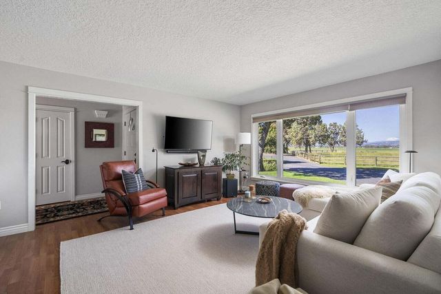 21837 Repine Drive, Bend, OR 97701