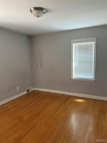 1234 Meyer Street, University City, MO 63130