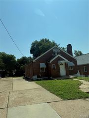 1234 Meyer Street, University City, MO 63130