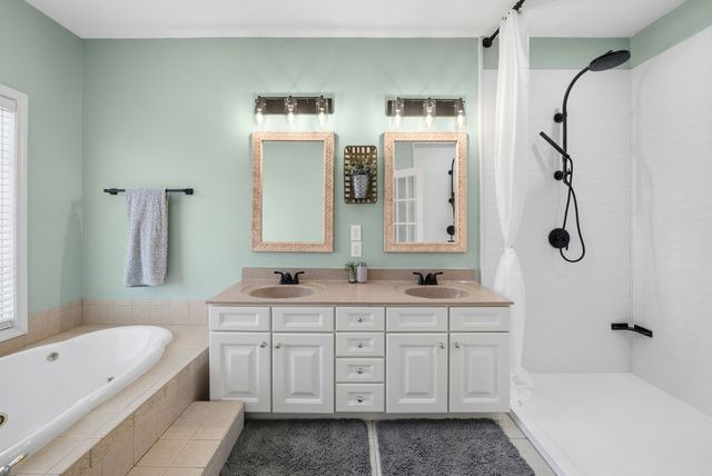 1941 Highway 76, Adams, TN 37010