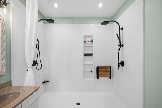 1941 Highway 76, Adams, TN 37010