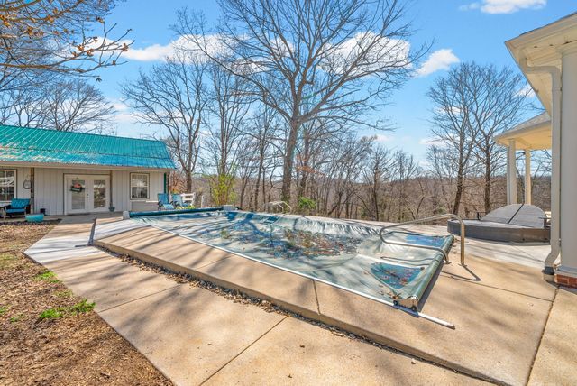 1941 Highway 76, Adams, TN 37010