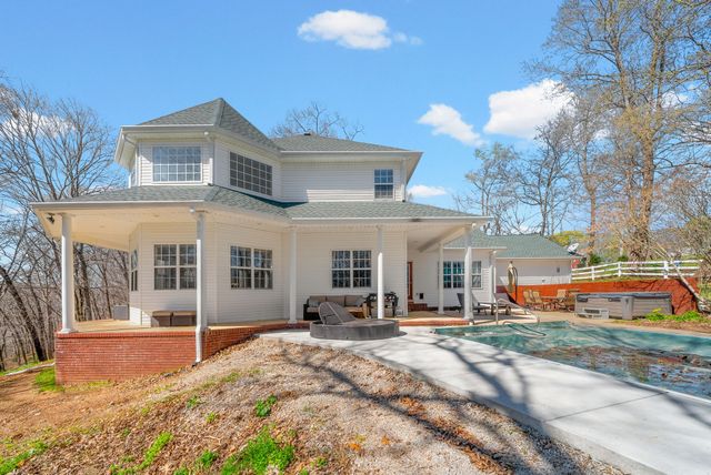 1941 Highway 76, Adams, TN 37010