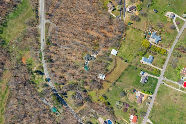 1941 Highway 76, Adams, TN 37010