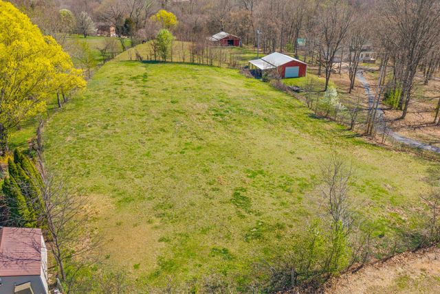 1941 Highway 76, Adams, TN 37010