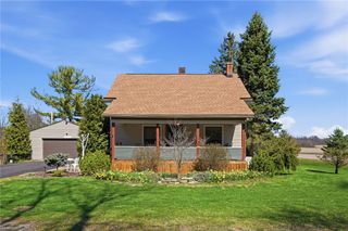 8 Clinton Street, Clifton Vlg, OH 45316